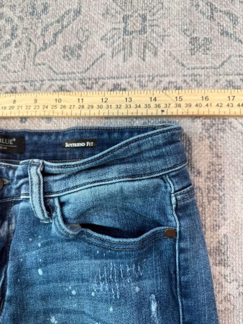 Judy Blue Boyfriend Fit Medium Wash Distressed High Rise Jeans 30 Classic Denim